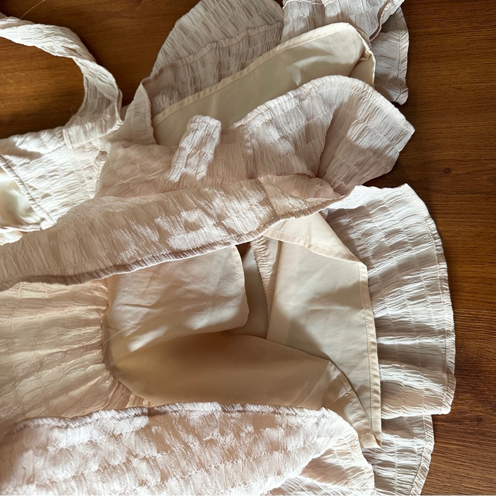 Devon Ruffled Romper - Picture 8 of 8
